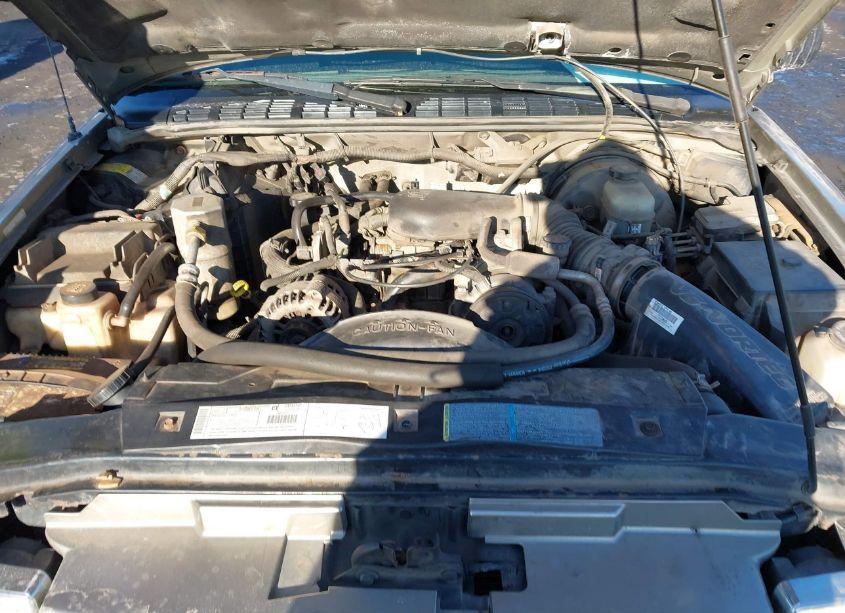 Photo 10 of 2002 Chevrolet Blazer LS (VIN 1GNCS13W82K122584)