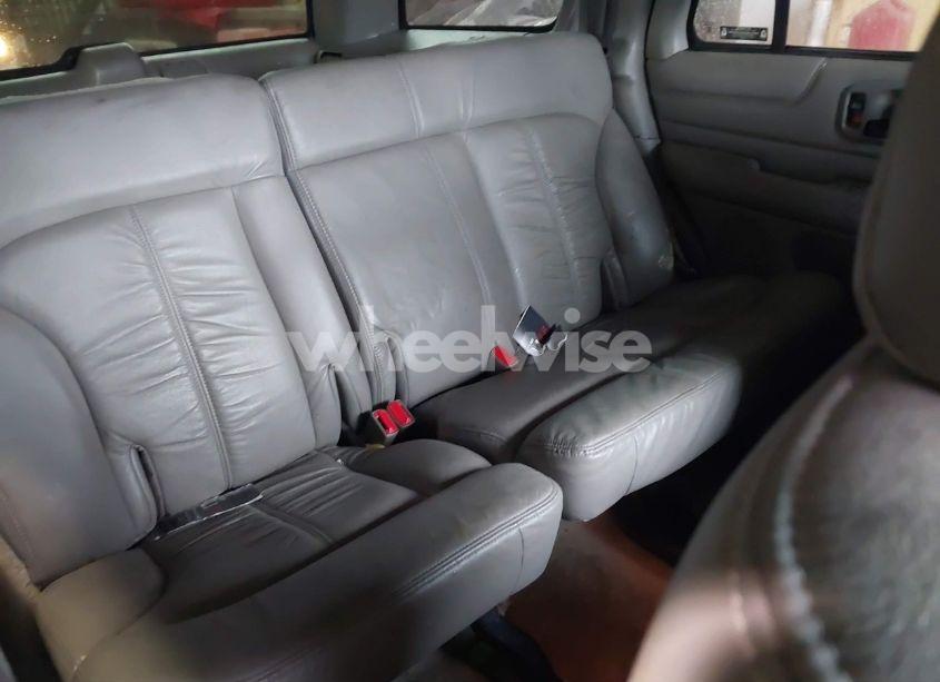 Photo 8 of 2002 Chevrolet Blazer LS (VIN 1GNCS13W82K137523)