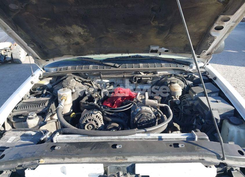 Photo 10 of 1999 Chevrolet Blazer LT (VIN 1GNCS13W8X2236379)