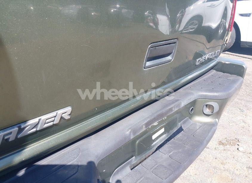 Photo 18 of 2001 Chevrolet Blazer LT (VIN 1GNCS13WX12137232)