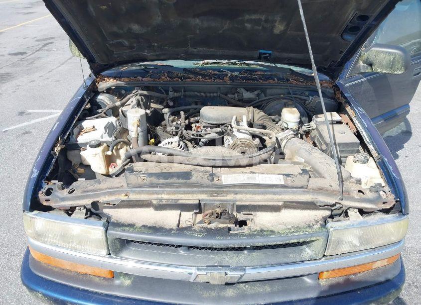 Photo 10 of 2003 Chevrolet Blazer LS (VIN 1GNCS13X33K149640)