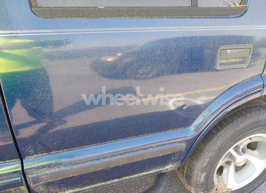 Photo 6 of 2003 Chevrolet Blazer LS (VIN 1GNCS13X33K149640)