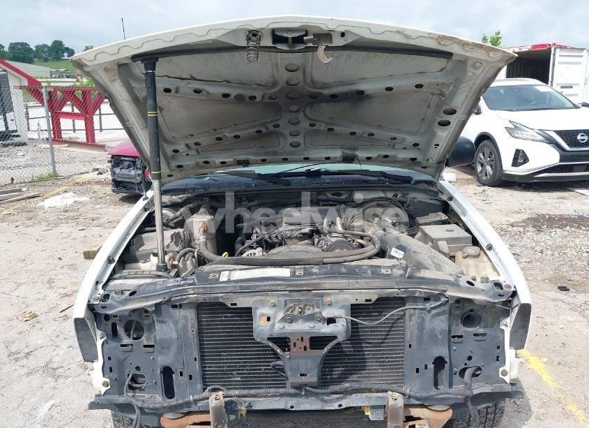 Photo 10 of 2004 Chevrolet Blazer LS (VIN 1GNCS13X44K169235)