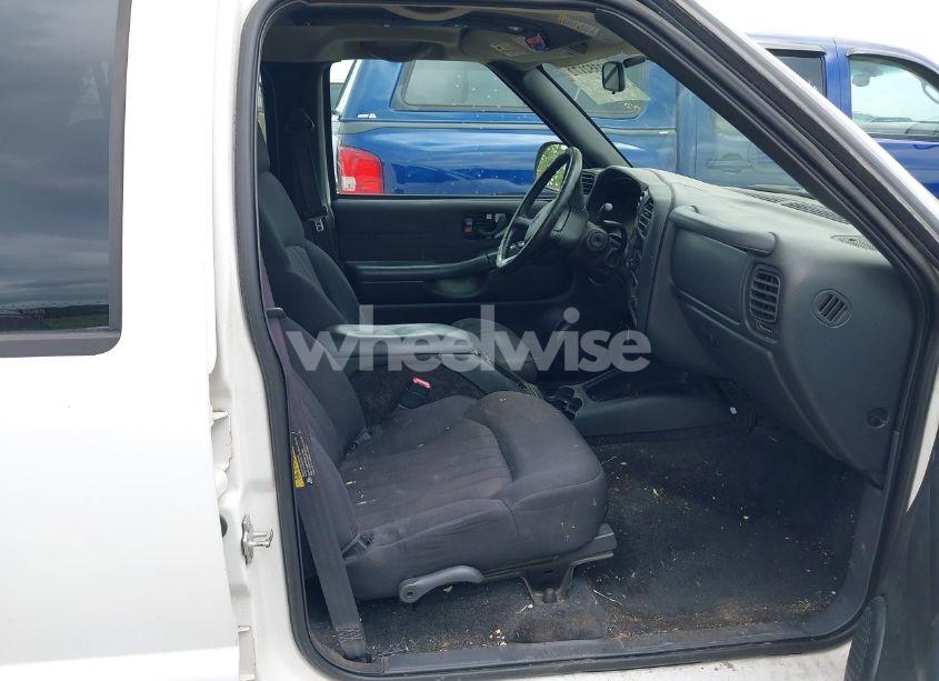 Photo 5 of 2004 Chevrolet Blazer LS (VIN 1GNCS13X44K169235)