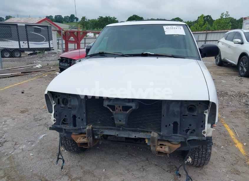 Photo 6 of 2004 Chevrolet Blazer LS (VIN 1GNCS13X44K169235)