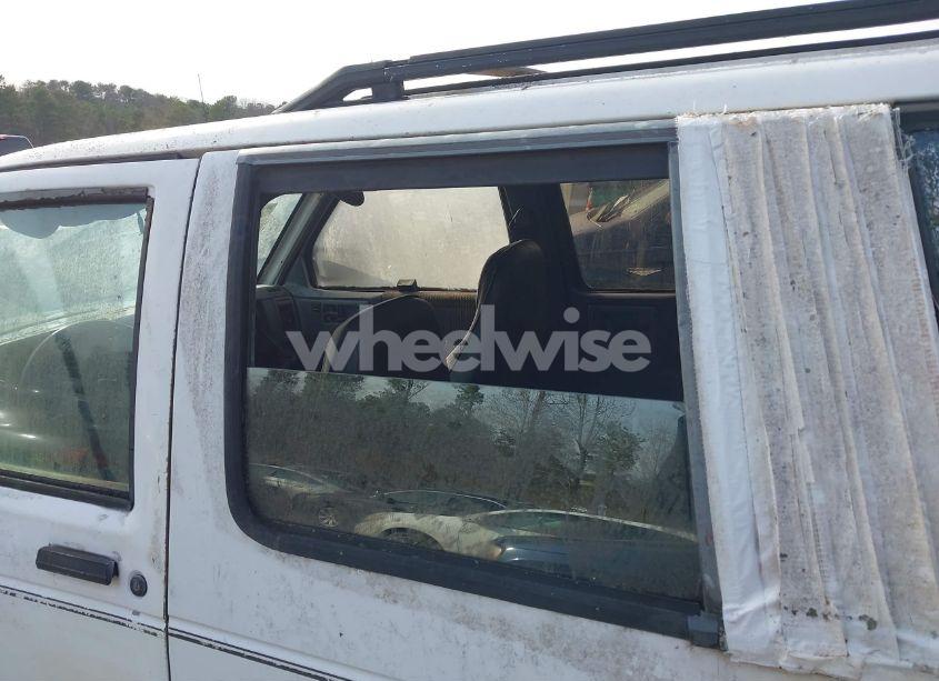 Photo 12 of 1992 Chevrolet Blazer S10 (VIN 1GNCS13Z2N2126922)