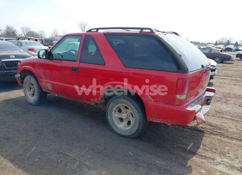 Photo 3 of 2001 Chevrolet Blazer LS (VIN 1GNCS18W21K180486)