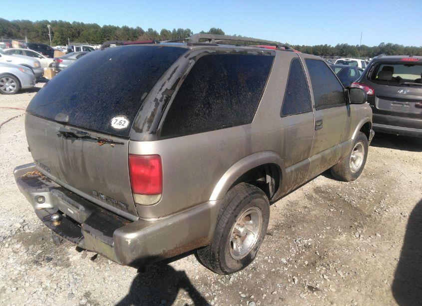 Photo 4 of 2001 Chevrolet Blazer LS (VIN 1GNCS18W41K196141)