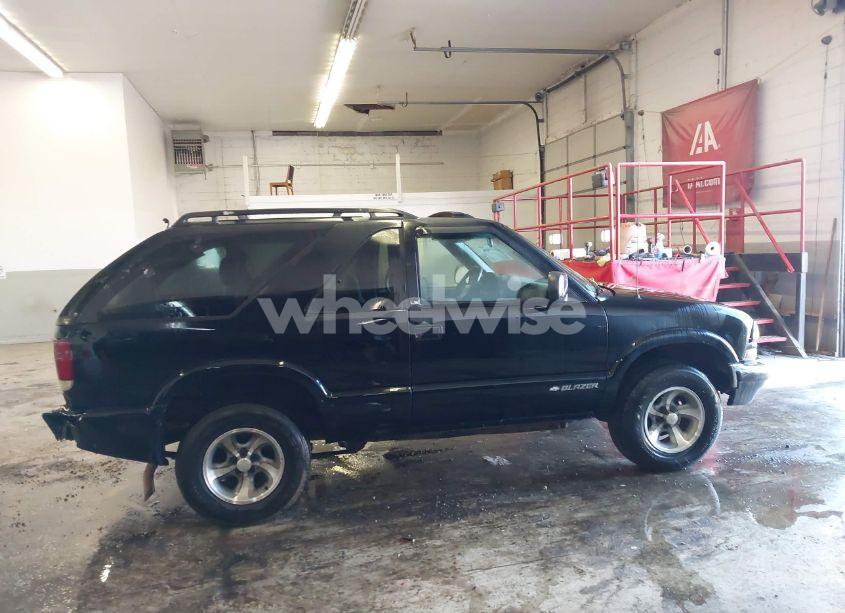 Photo 14 of 2001 Chevrolet Blazer LS (VIN 1GNCS18W51K260297)