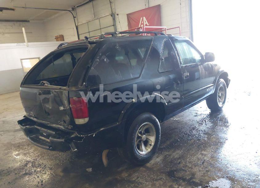 Photo 4 of 2001 Chevrolet Blazer LS (VIN 1GNCS18W51K260297)