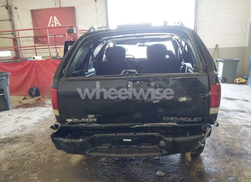 Photo 6 of 2001 Chevrolet Blazer LS (VIN 1GNCS18W51K260297)