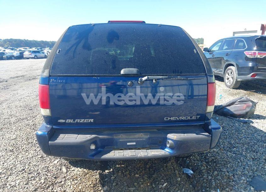 Photo 16 of 2001 Chevrolet Blazer LS (VIN 1GNCS18W51K266200)