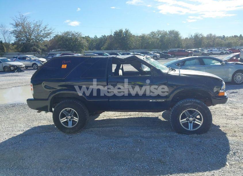 Photo 12 of 2000 Chevrolet Blazer LS (VIN 1GNCS18W5YK255241)