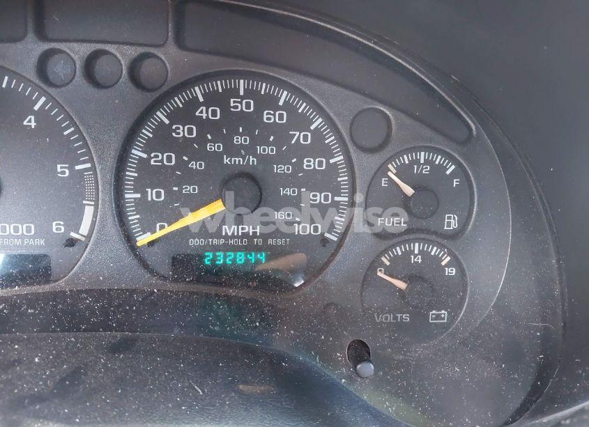 Photo 7 of 2000 Chevrolet Blazer LS (VIN 1GNCS18W5YK255241)