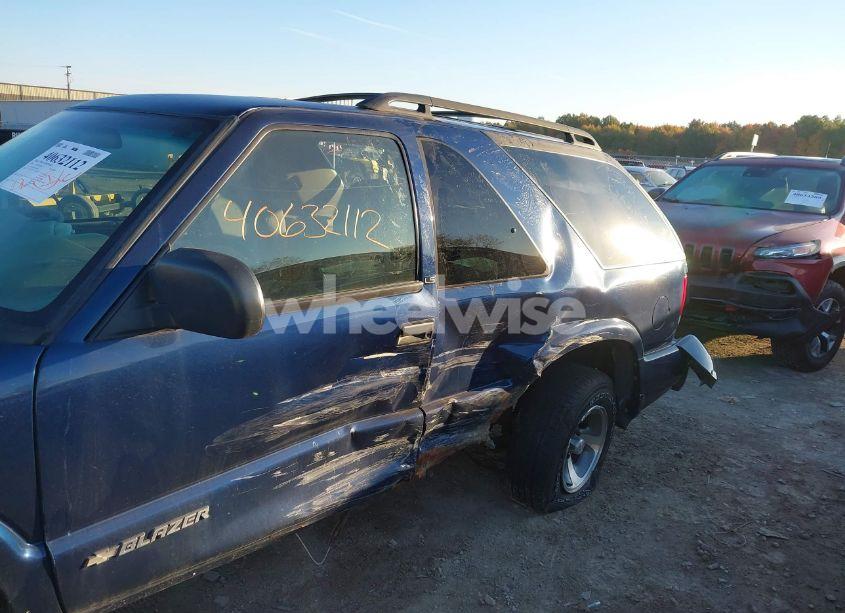 Photo 6 of 2001 Chevrolet Blazer LS (VIN 1GNCS18W61K124986)
