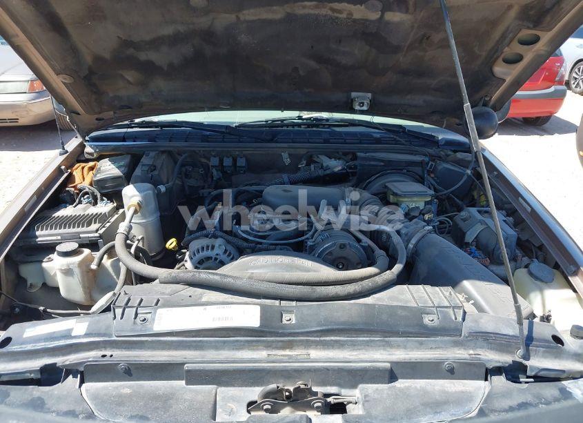 Photo 10 of 1997 Chevrolet Blazer (VIN 1GNCS18W7VK112285)