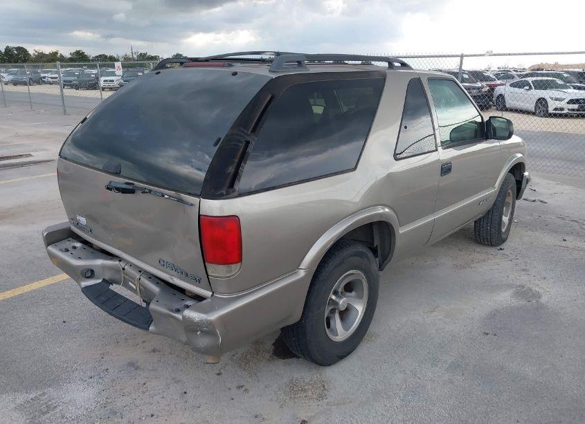 Photo 4 of 2000 Chevrolet Blazer LS (VIN 1GNCS18W9YK156194)