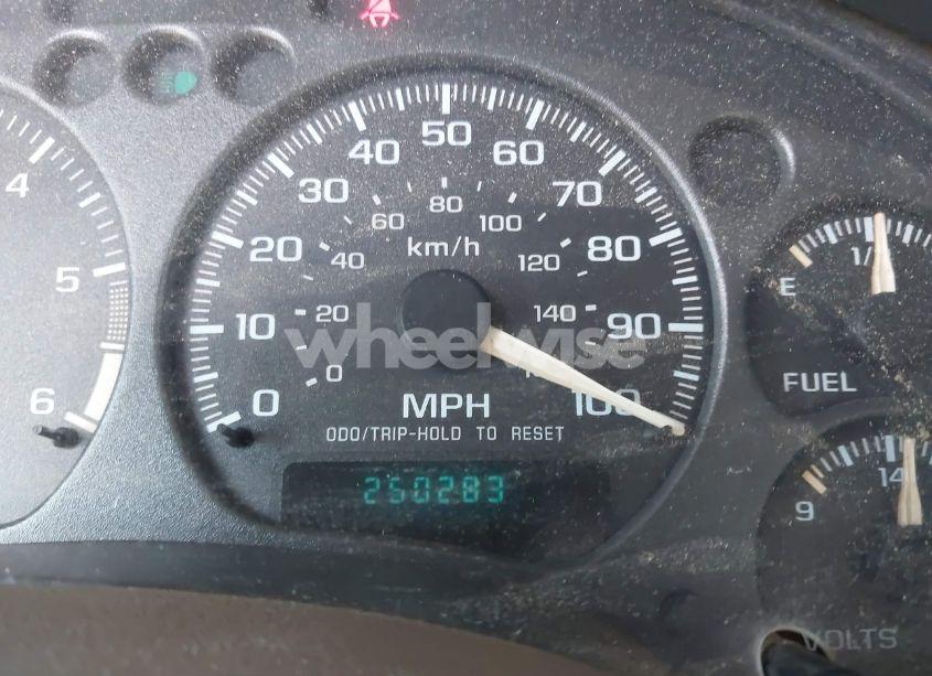 Photo 7 of 2002 Chevrolet Blazer LS (VIN 1GNCS18WX2K160391)