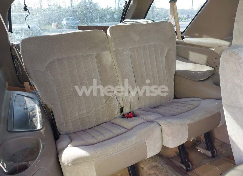 Photo 8 of 2002 Chevrolet Blazer LS (VIN 1GNCS18WX2K160391)