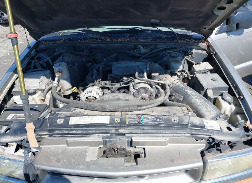 Photo 10 of 2004 Chevrolet Blazer LS (VIN 1GNCS18X04K112779)