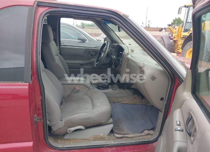 Photo 5 of 2003 Chevrolet Blazer LS (VIN 1GNCS18X73K114012)