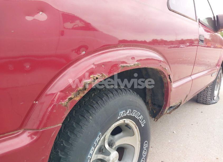 Photo 6 of 2003 Chevrolet Blazer LS (VIN 1GNCS18X73K114012)