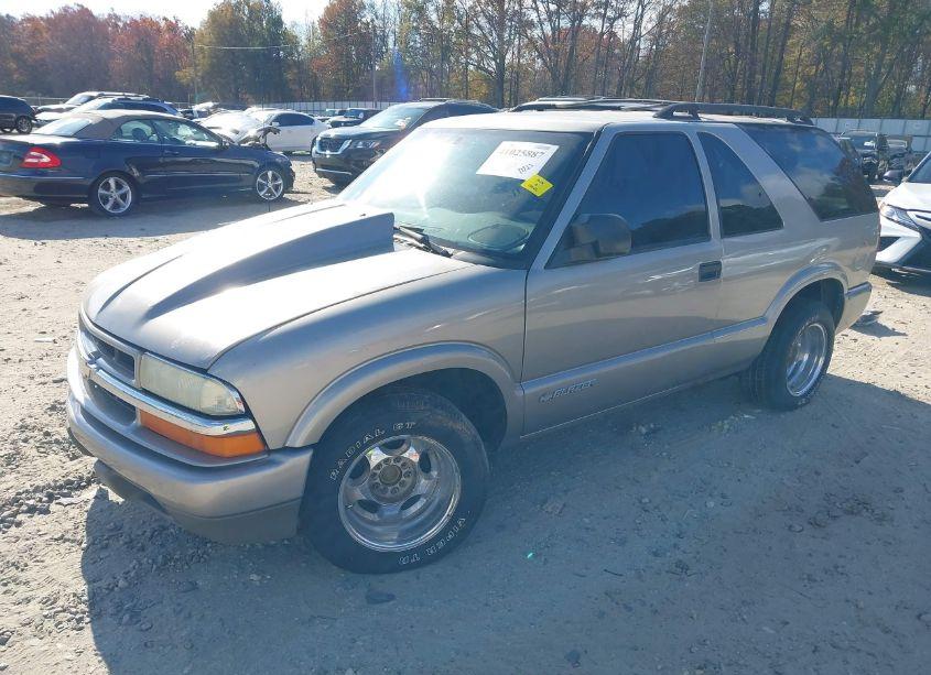 Photo 2 of 2004 Chevrolet Blazer LS (VIN 1GNCS18X94K167747)
