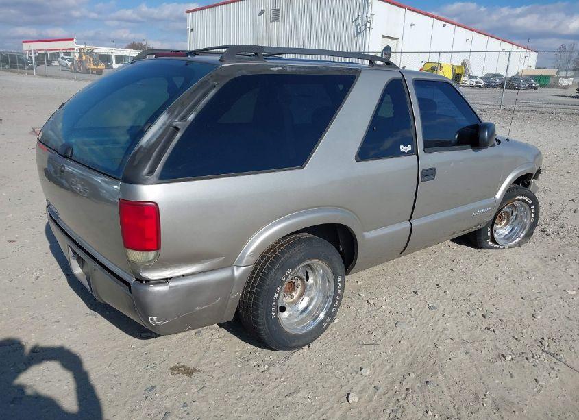Photo 4 of 2004 Chevrolet Blazer LS (VIN 1GNCS18X94K167747)