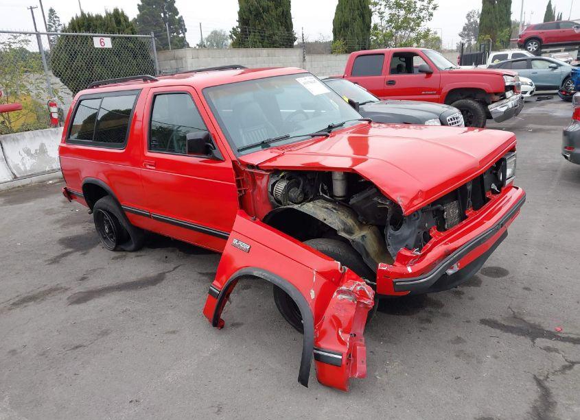 1988 Chevrolet Blazer S10 (VIN 1GNCS18Z8J8200764) main photo