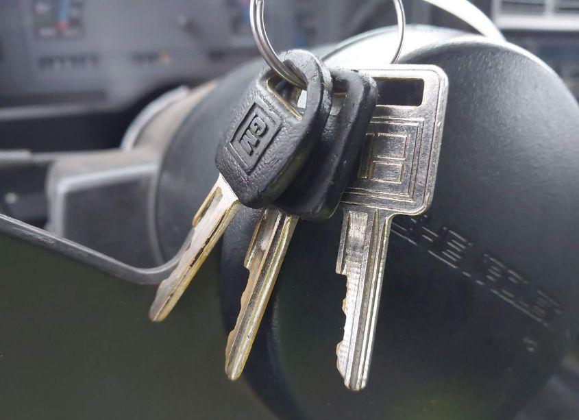 Photo 11 of 1988 Chevrolet Blazer S10 (VIN 1GNCS18Z8J8200764)