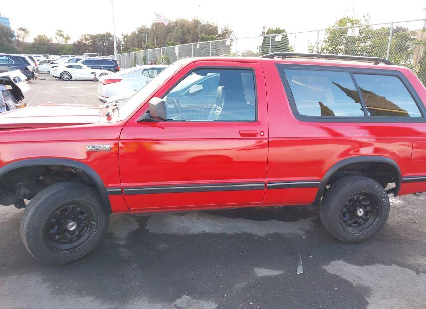 Photo 15 of 1988 Chevrolet Blazer S10 (VIN 1GNCS18Z8J8200764)