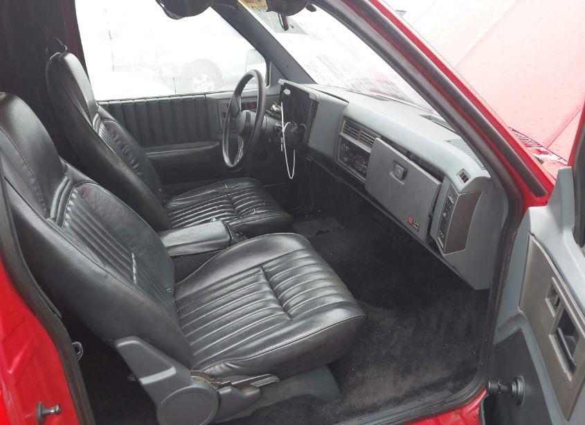 Photo 5 of 1988 Chevrolet Blazer S10 (VIN 1GNCS18Z8J8200764)