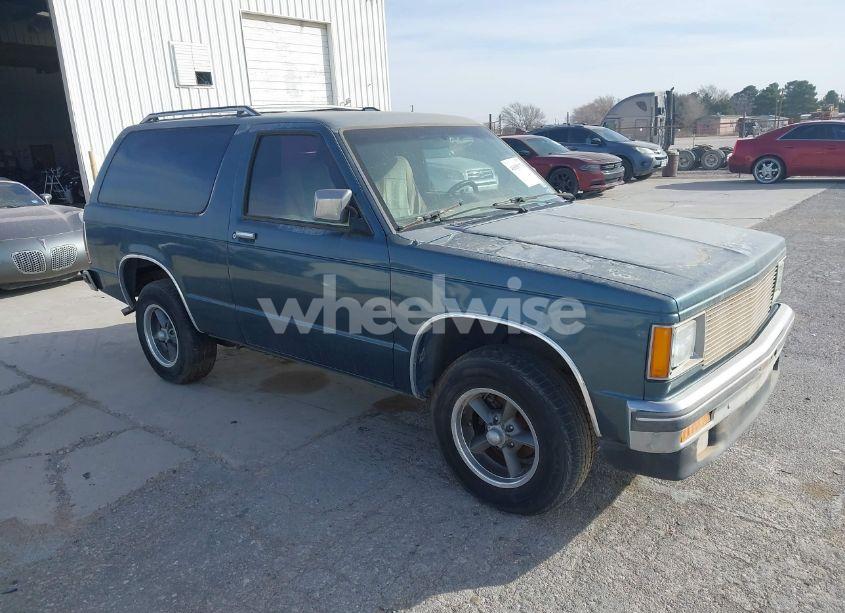 1988 Chevrolet Blazer S10 (VIN 1GNCS18ZXJ8204816) main photo