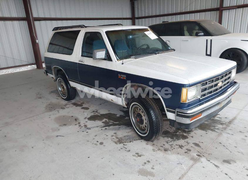 1987 Chevrolet Blazer S10 (VIN 1GNCT18R3H0152807) main photo
