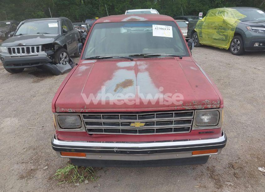 Photo 6 of 1988 Chevrolet Blazer S10 (VIN 1GNCT18R4J0101533)
