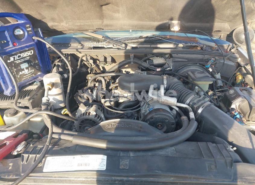 Photo 10 of 1997 Chevrolet Blazer LS (VIN 1GNCT18W0VK146355)