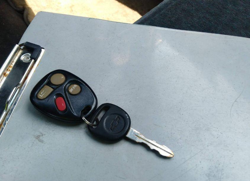 Photo 11 of 2001 Chevrolet Blazer LS (VIN 1GNCT18W11K122138)