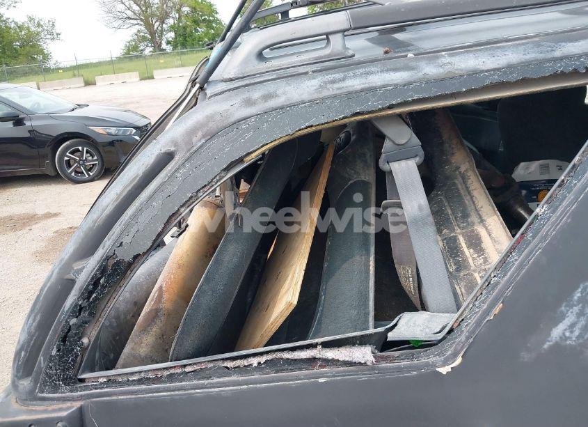 Photo 11 of 2000 Chevrolet Blazer LS (VIN 1GNCT18W3YK249760)