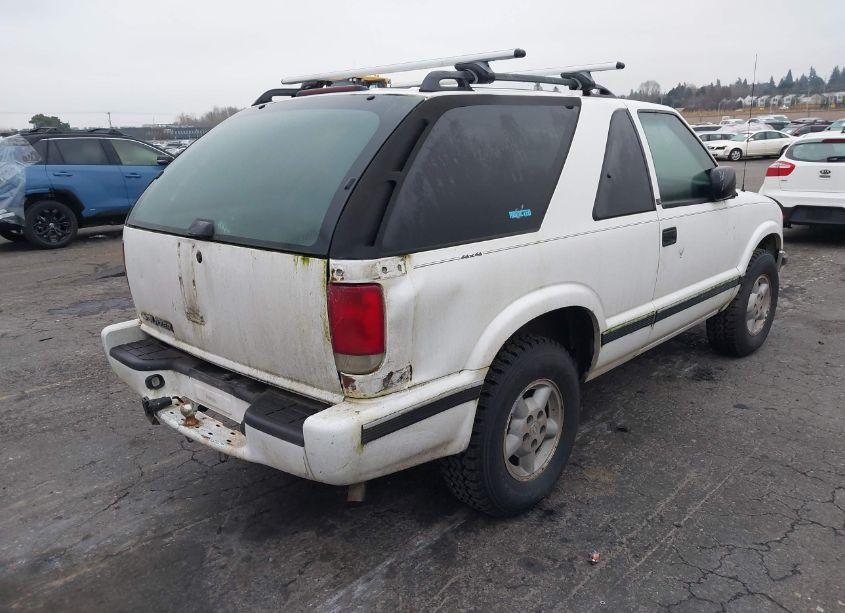 Photo 4 of 2000 Chevrolet Blazer LS (VIN 1GNCT18W6YK294336)