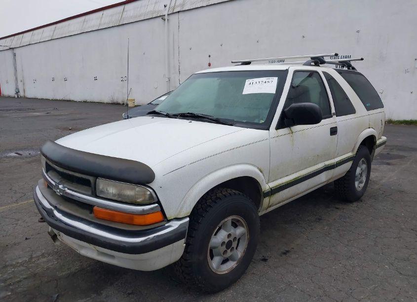Photo 6 of 2000 Chevrolet Blazer LS (VIN 1GNCT18W6YK294336)