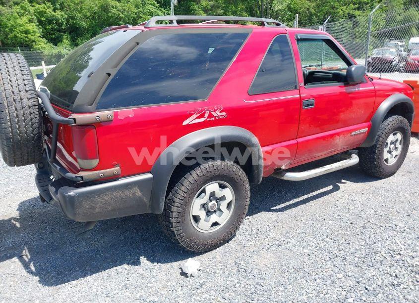 Photo 4 of 2001 Chevrolet Blazer LS (VIN 1GNCT18W71K113153)