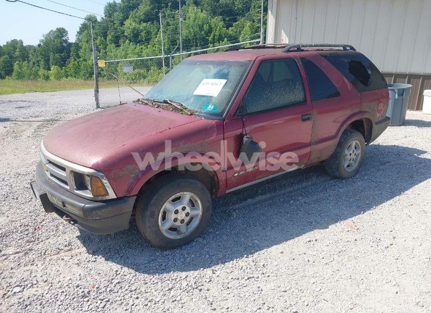 Photo 2 of 1997 Chevrolet Blazer LS (VIN 1GNCT18W7VK136406)