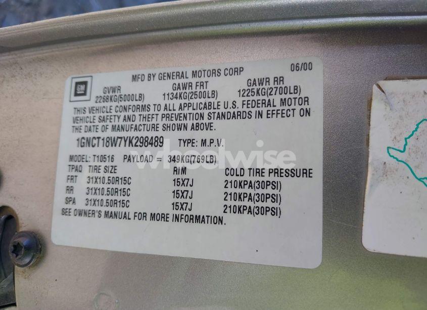 Photo 9 of 2000 Chevrolet Blazer LS (VIN 1GNCT18W7YK298489)