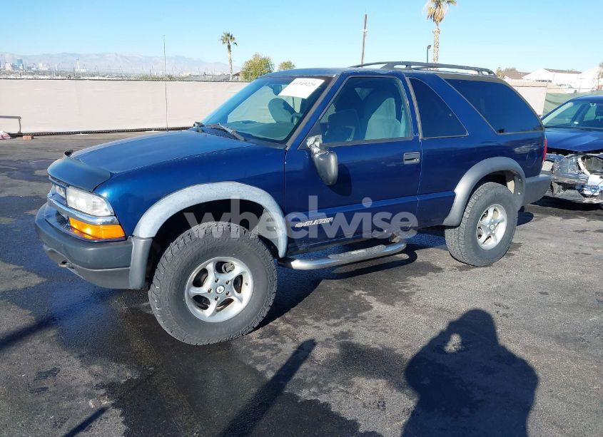 Photo 2 of 1998 Chevrolet Blazer LS (VIN 1GNCT18W8WK239805)