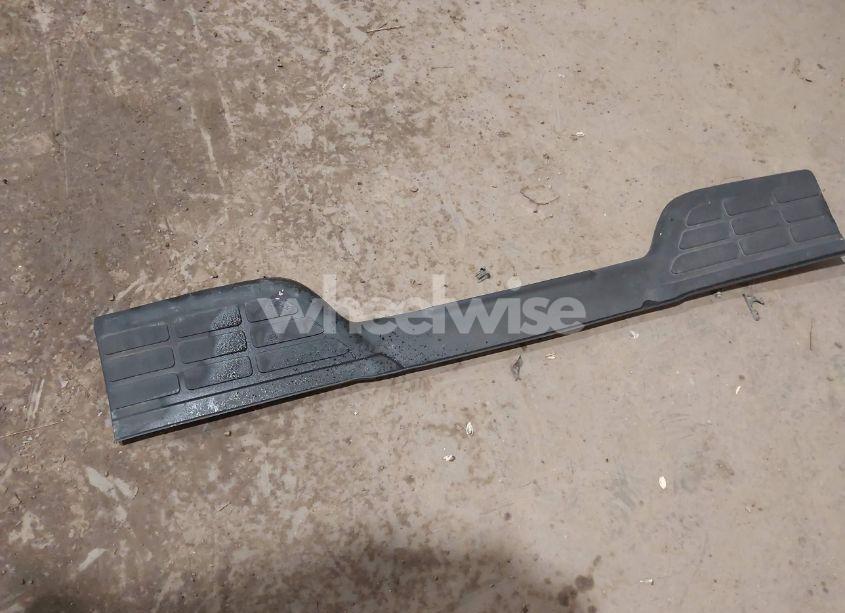 Photo 12 of 2005 Chevrolet Blazer LS (VIN 1GNCT18X35K100432)