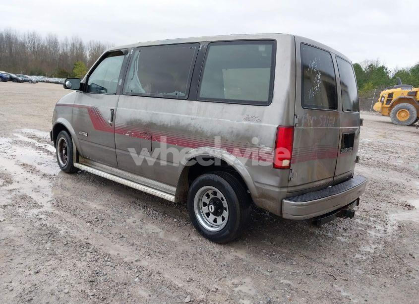 Photo 3 of 1991 Chevrolet Astro (VIN 1GNDM15Z3MB116135)