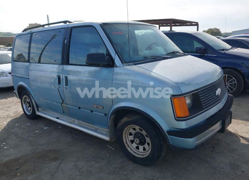 1989 Chevrolet Astro (VIN 1GNDM15Z4KB224258) main photo