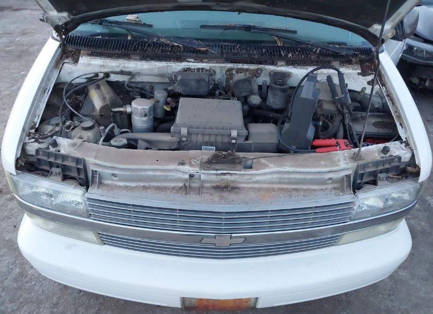 Photo 10 of 2001 Chevrolet Astro LS (VIN 1GNDM19W01B134622)