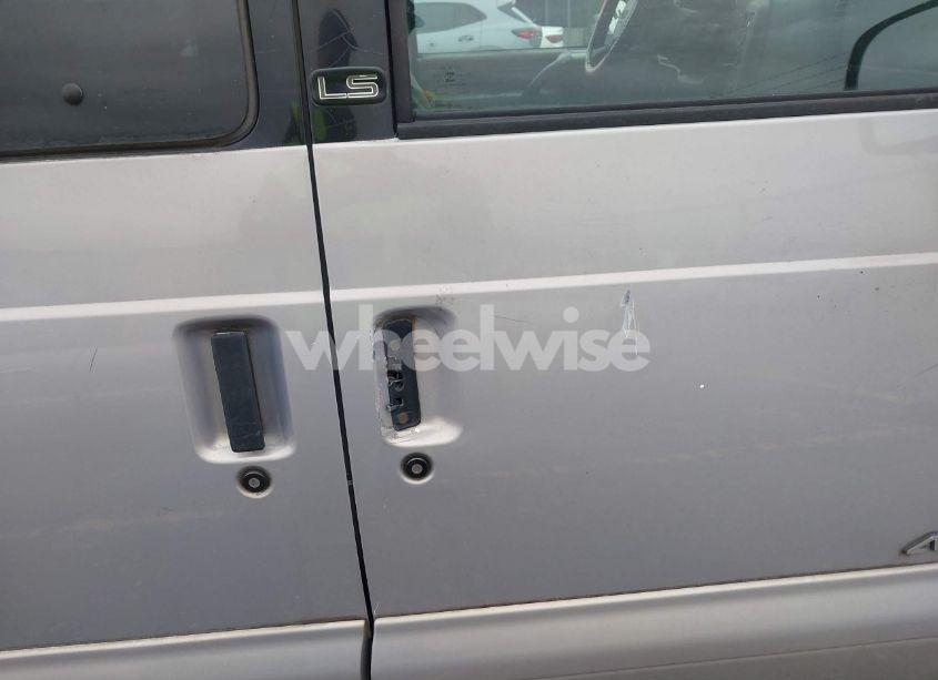 Photo 12 of 2000 Chevrolet Astro (VIN 1GNDM19W0YB169848)
