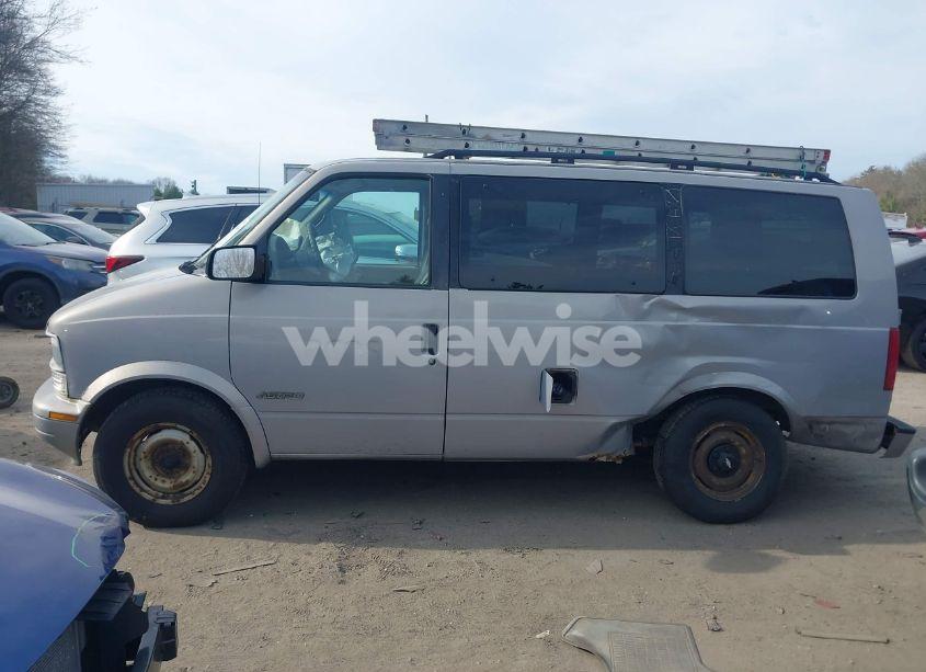 Photo 13 of 2000 Chevrolet Astro (VIN 1GNDM19W1YB219270)